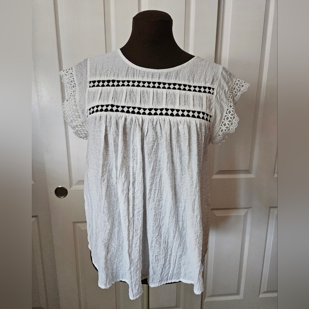 Women's Lace Blouse